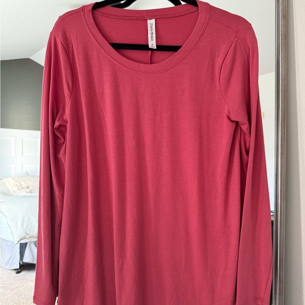 Zenana Women's Rose Pink Long Sleeve Top size M